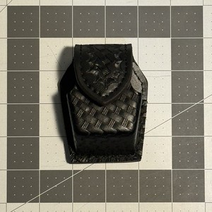 Safariland 307-9 Cartridge Holder, Black - Excellent Used Condition