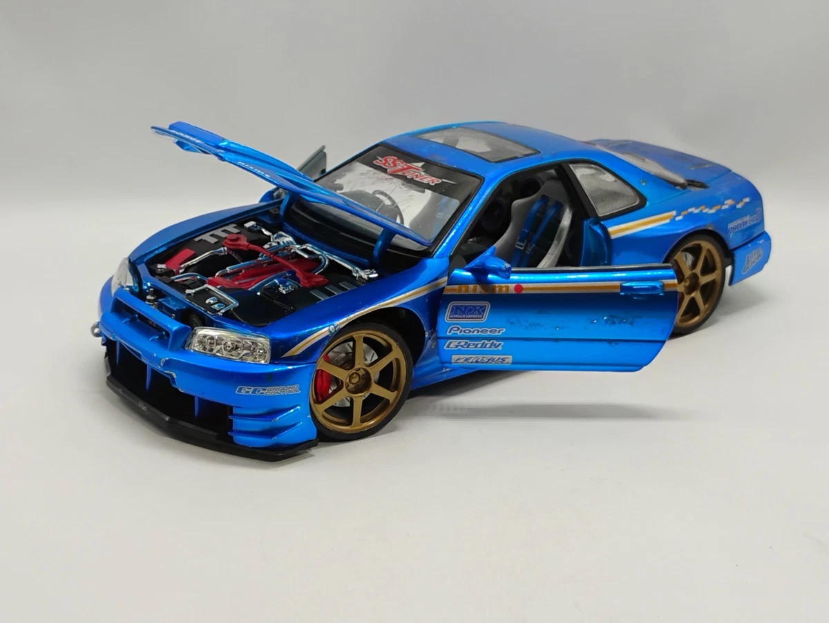 Muscles Machine Nissan Skyline GT-R 1/18ème Model Rare Comme