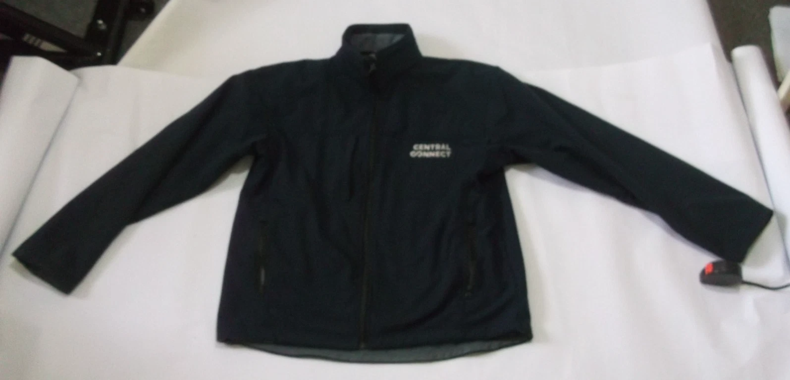 Central Connect Lightweight Jacket Size XL Fleece Inner 3 front Pockets see pics