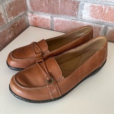 Clarks Ashland Slip On Loafers Women  s 8 Tan Chestnut Leather