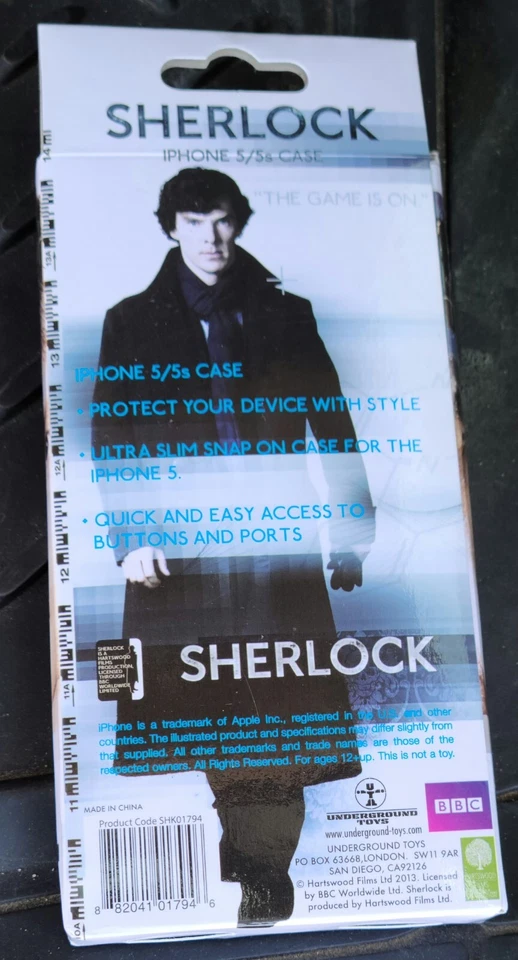 NIOB Sherlock Holmes iPhone 5/5s Estuche Rígido a Presión 221B Papel Pintado Crema 2013 BBC  Foto 2 de 2