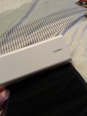 QARDIO A100 Smart Blood Pressure Monitor - Arctic White