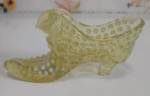 GLOWING FENTON HOBNAIL VASELINE OPALESCENT CAT SHOE SLIPPER