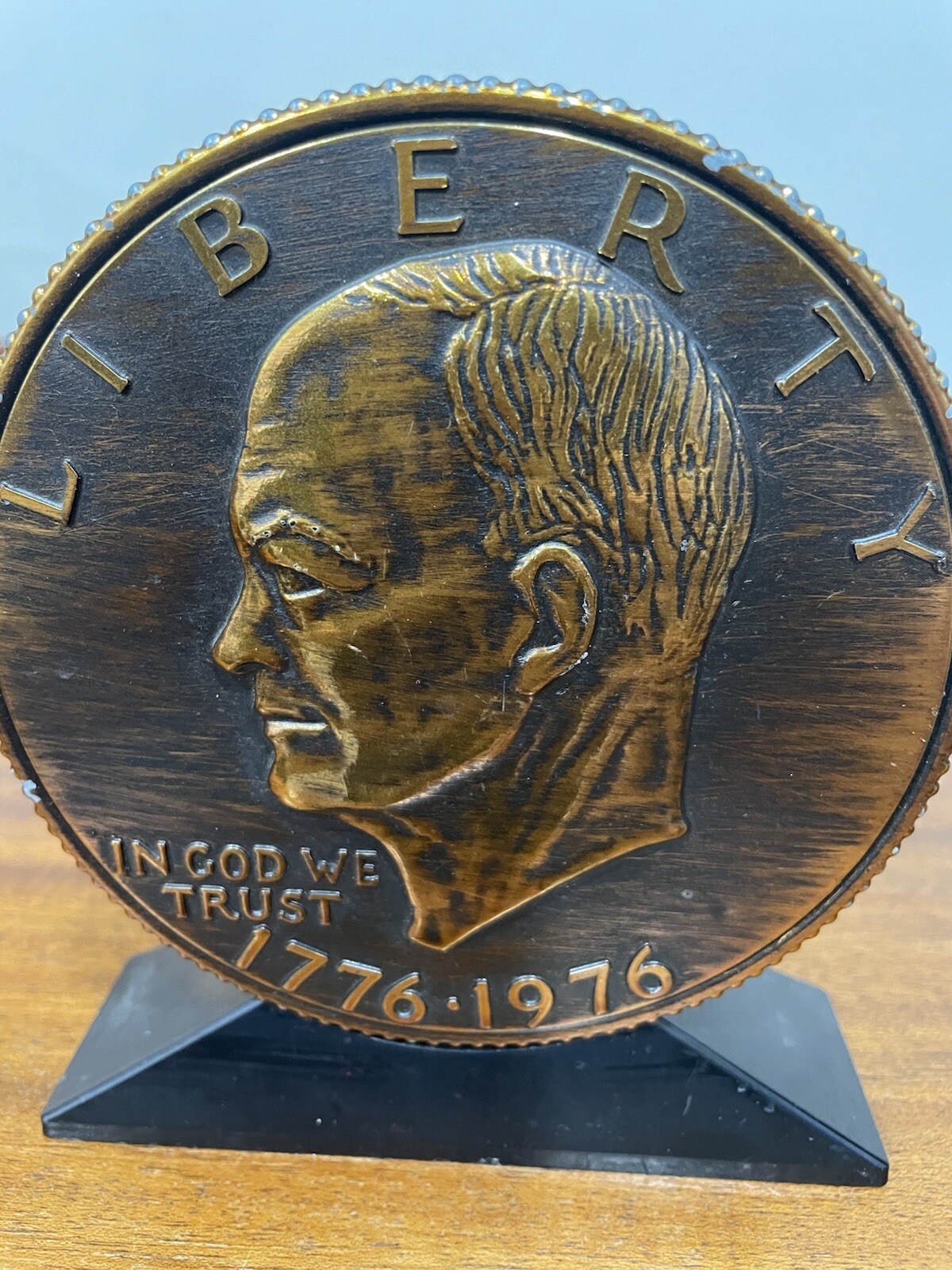 VINTAGE BICENTENIAL Liberty Bell Bank Dwight Eisenhower  1776-1976. READ