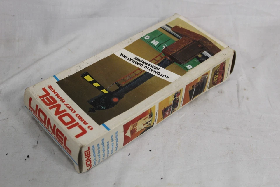 LIONEL SEMAPHORE SIGNAL TRACK SIDE ACCESSORY 6-2151 O GAUGE O/27 (B-2) - Image 3 of 3