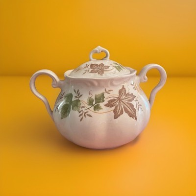 SUGAR BOWL. IVY. Green Brier. Nikko. VICTORIAN. See Pics n Description. Elegant