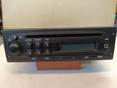Original Renault Trafic CD Autoradio m. MP3  ,Display  281112231R 7648052592 - Bild 1 von 3