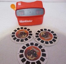 View-Master-3D Viewer-Classic Red-3 Small Soldiers Reels -Vintage-Works