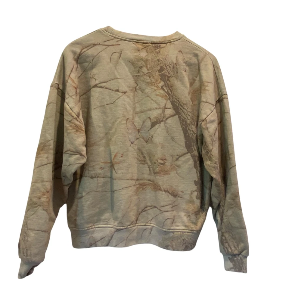 Sudadera Dairy Boy Camuflada Estampado Mariposa Cuello Redondo Talla L Foto 2 de 4