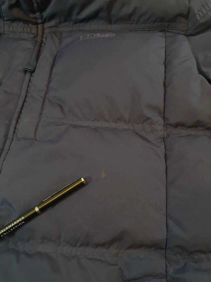 L.L. Abrigo chaqueta acolchada Bean Trail Model plumón de ganso azul marino L manchas para hombre Foto 4 de 4