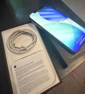 Apple iPhone 12 Pro 128 GB Pazifikblau
