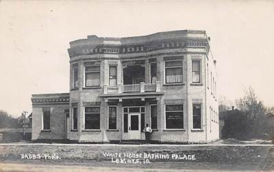 LE MARS, IOWA, WHITE HOUSE BATHING PALACE, DABBS REAL PHOTO PC used 1907