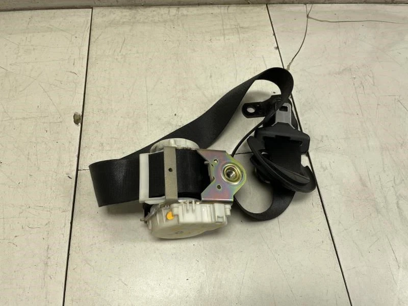 BMW X3 E83 2005 retractor de cinturón de seguridad del lado del pasajero delantero derecho OEM+ Foto 4 de 4
