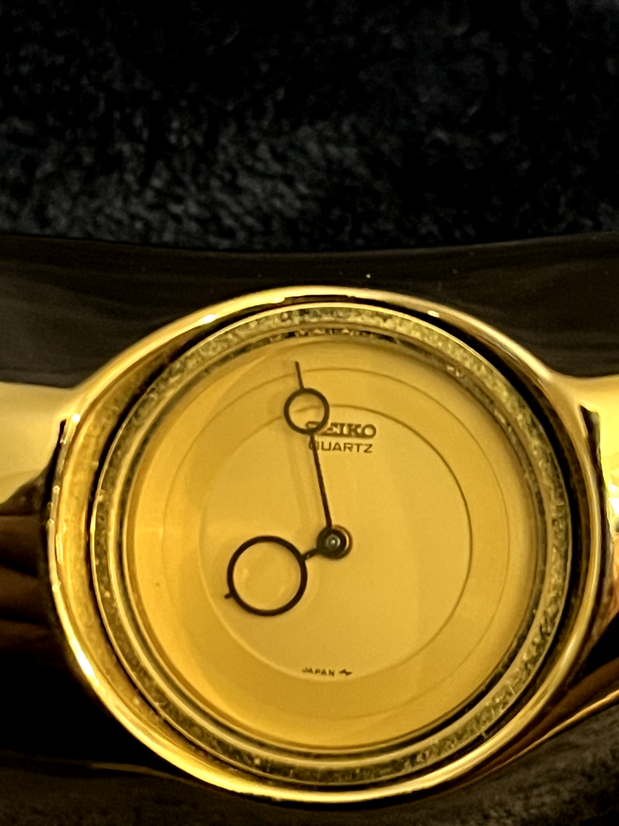 Retro Bean Seiko Metal Desk Table Clock Paperweight Quartz