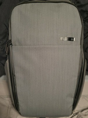 samsonite valt deluxe backpack