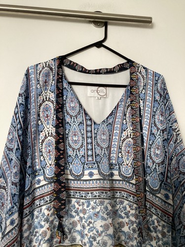 Analili Women's Dolman Sleeve Blouse Top Keyhole Neck Blue Floral Size Small - Picture 3 of 5