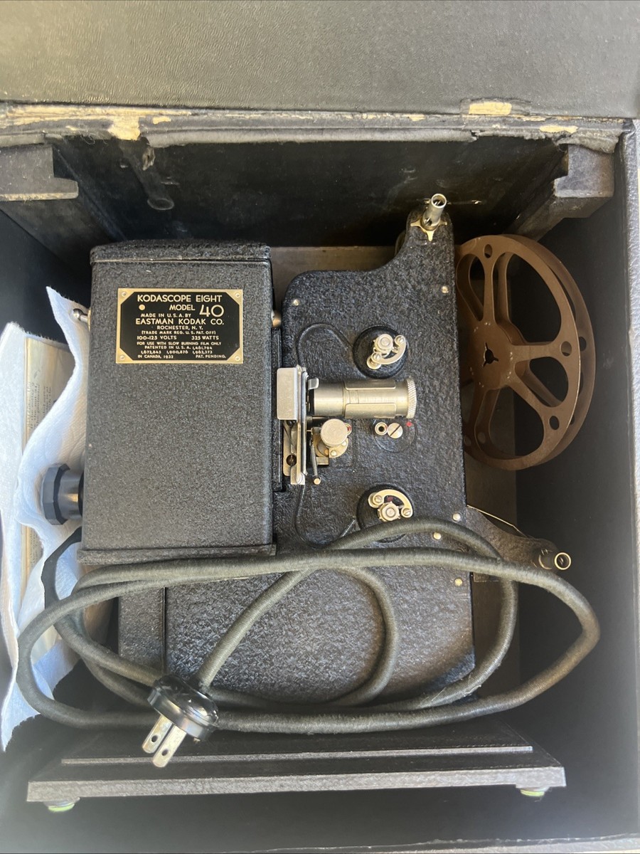 VTG 1930s Kodak Kodascope 8mm Model 40 Movie Projector Original