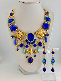 ASKEW LONDON BEE AND BLUE PEKING GLASS 'BIB' DROP NECKLACE