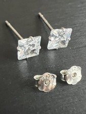 1.0 Carat Diamond princess Cut Solitaire Stud Earrings Set In Platinum Plated