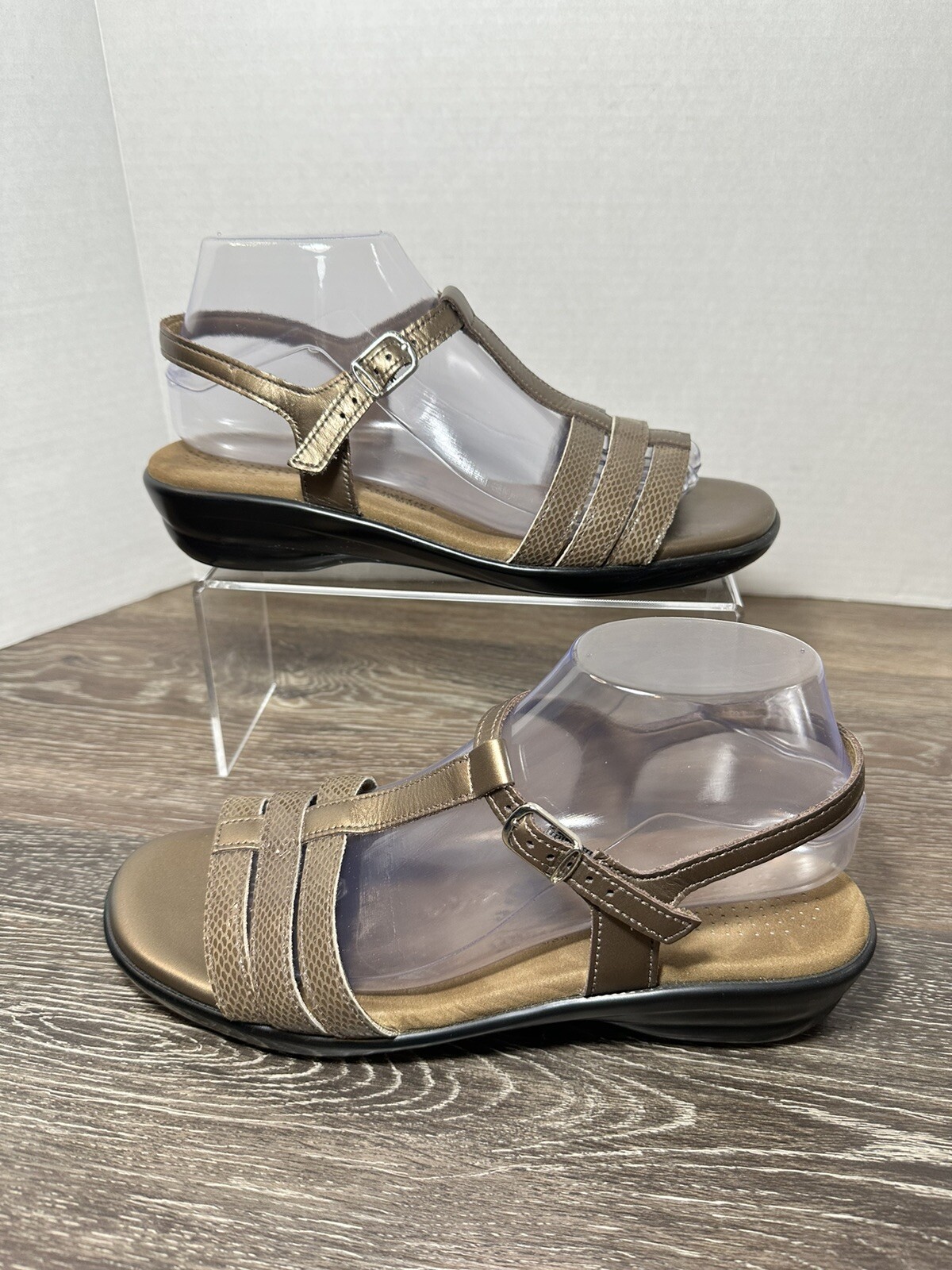 SAS Tripad Comfort Womens TStrap Sandals Brown / Bronze Leather