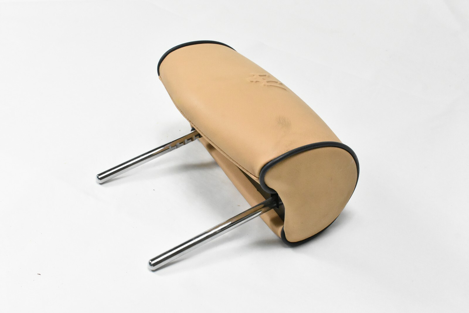 Maserati Quattroporte 2007 Rear Left Headrest