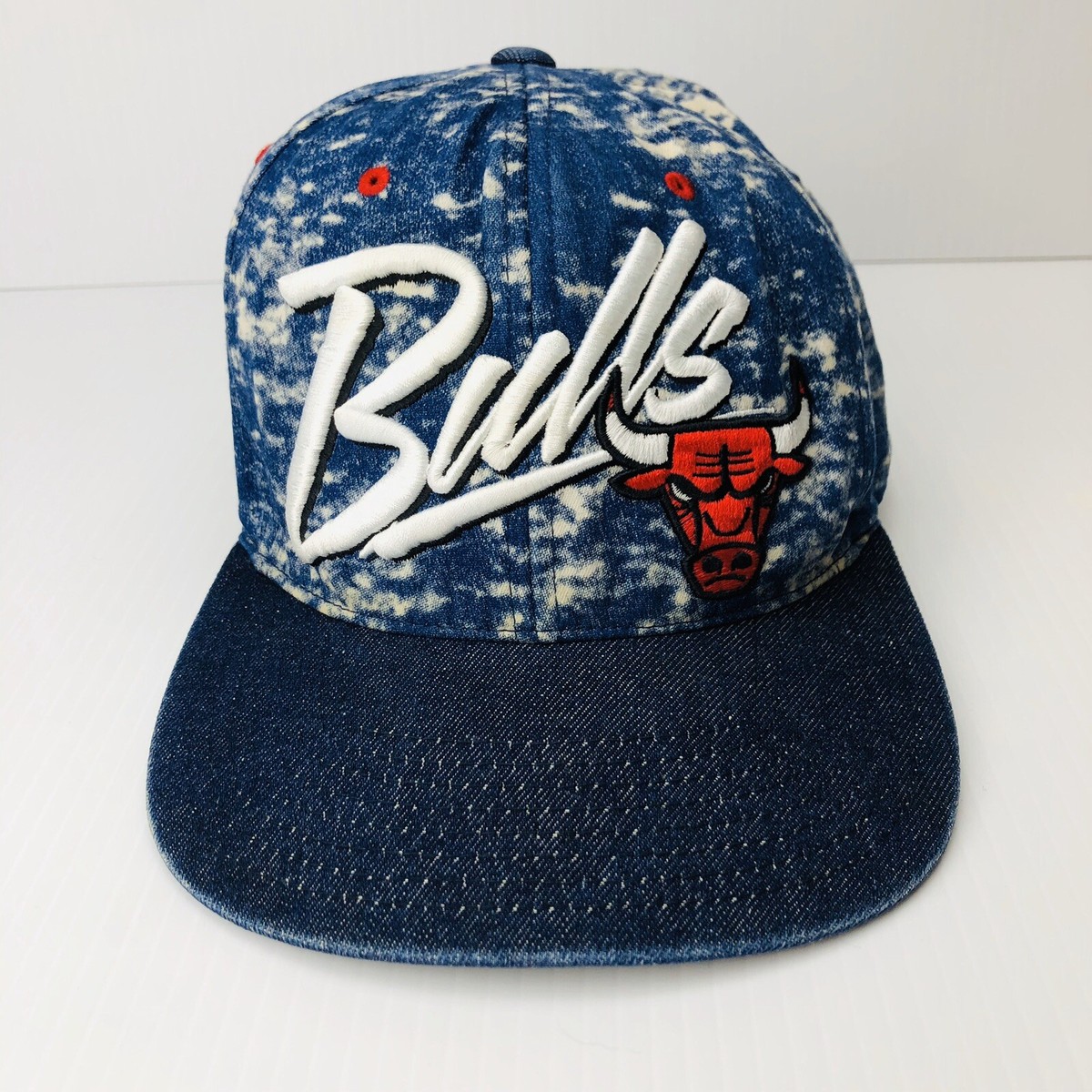 トップス Mitchell & Ness / CHICAGO BULLS #91 Mitchell & Ness Chicago Bulls 1991 NBA Champion Fest T-Shirt | PacSun