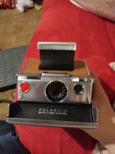 Price Reduced  VINTAGE POLAROID SX-70 LAND CAMERA W/ CASE