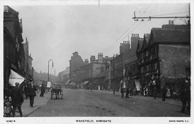 Wakefield geschäftige Szene auf Kirkgate mit Blick auf Queens Arms Hotel 1912