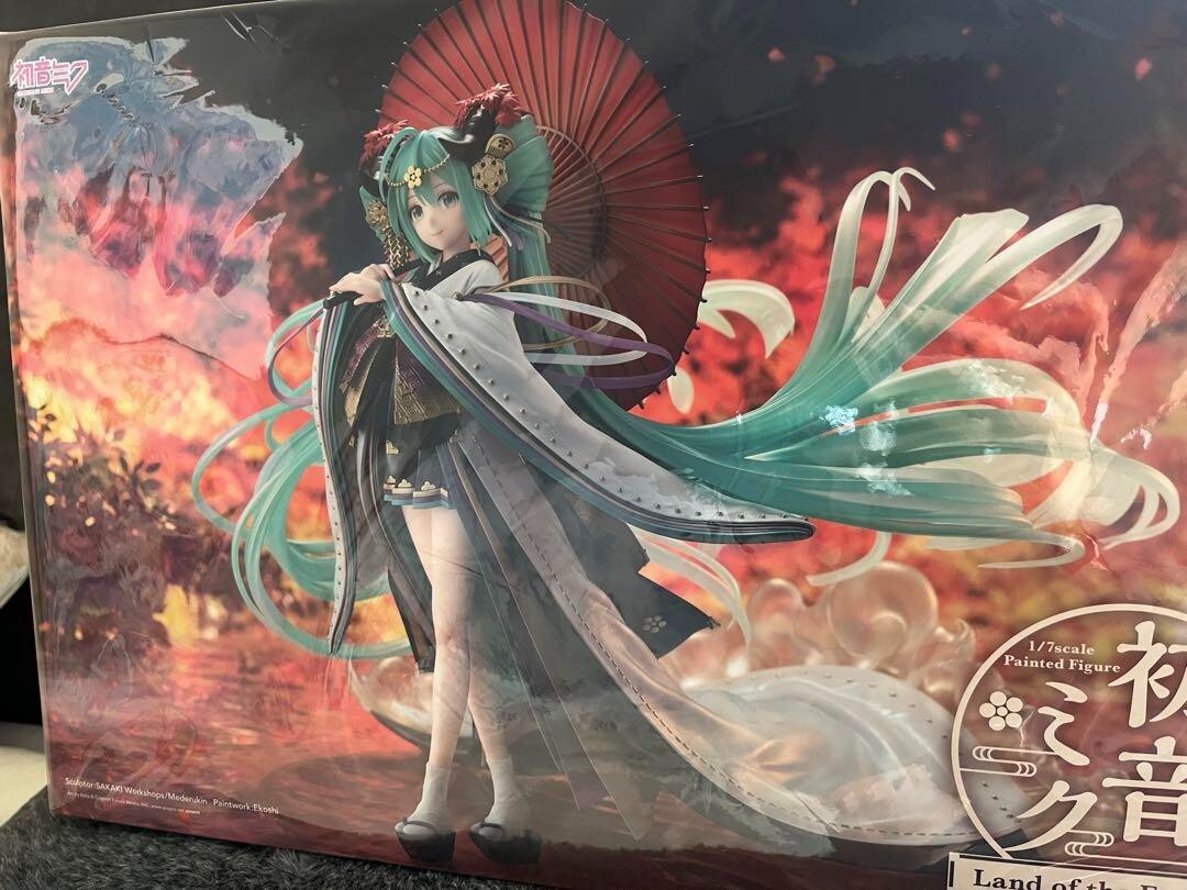 Hatsune Miku Land of The Eternal 1/7 Scale G94392 GOOD SMILE