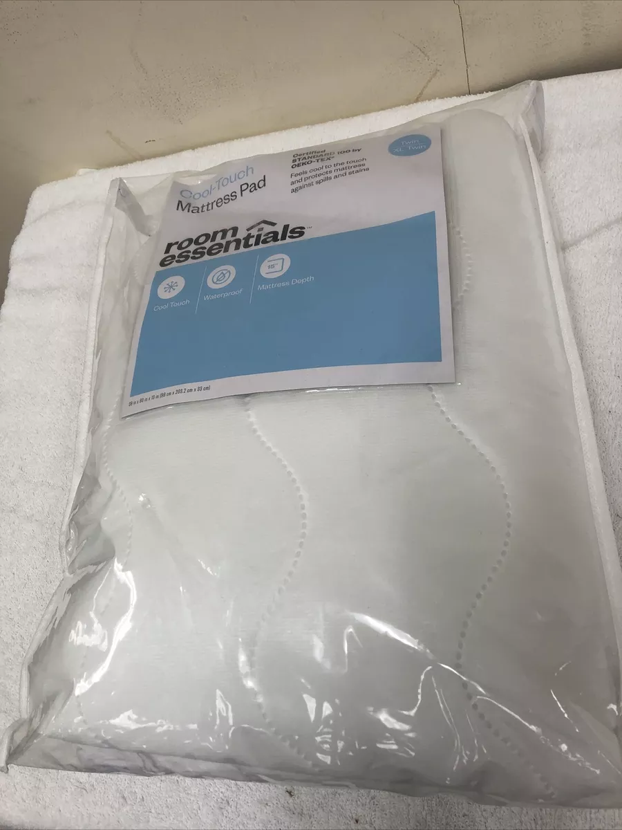 Room essentials hotsell waterproof mattress pad