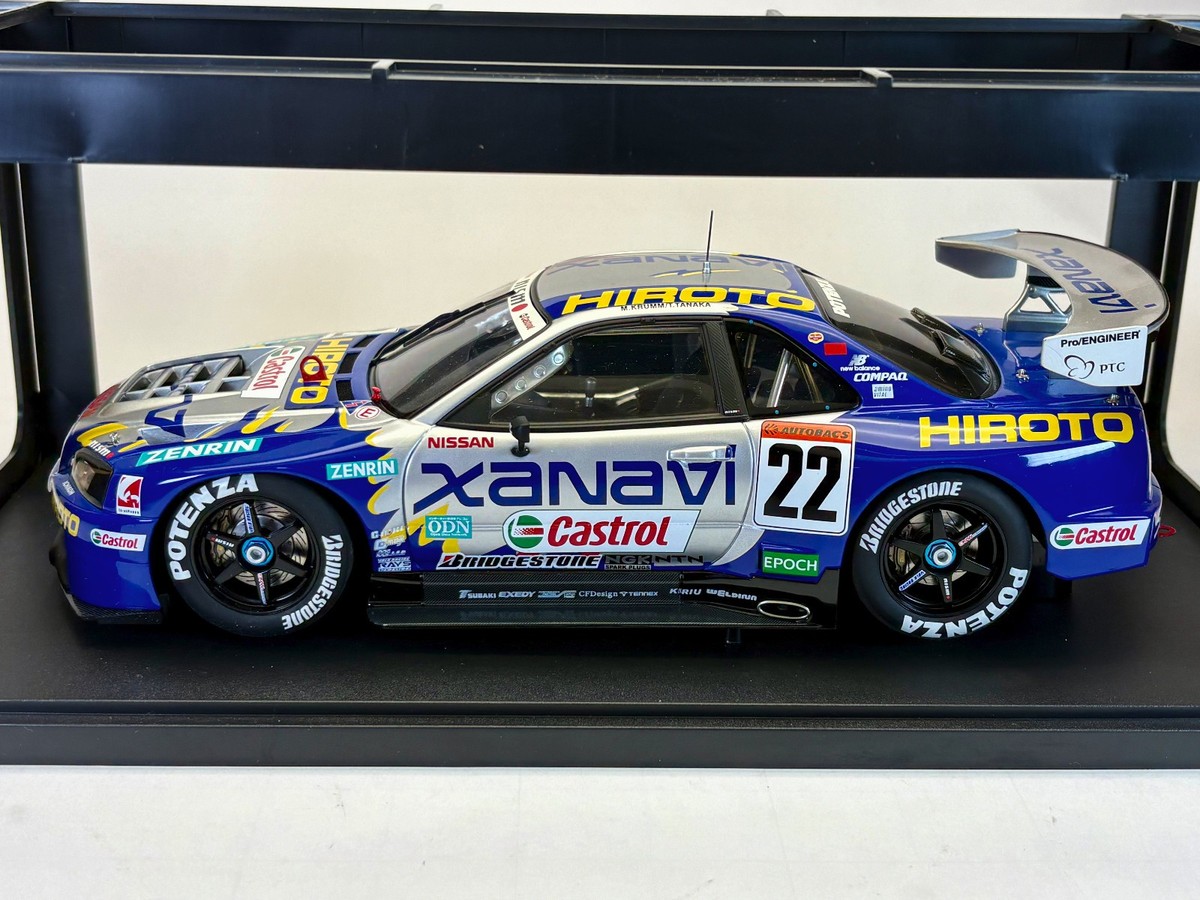 1:18 AUTOart Nissan Skyline JGTC 2001 #22 XANAVI Hiroto GTR R34