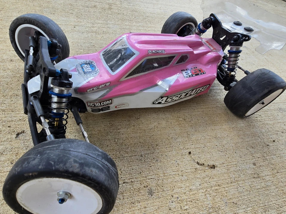 Carros de controle remoto B6.1 Team Associated Buggies - Imagem 3 de 4