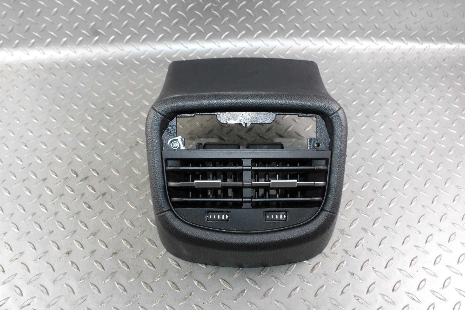 ⚠️NOTE⚠️ 14-17 Ghibli Black Nero Leather Console Rear Vent Trim Panel Factory OE