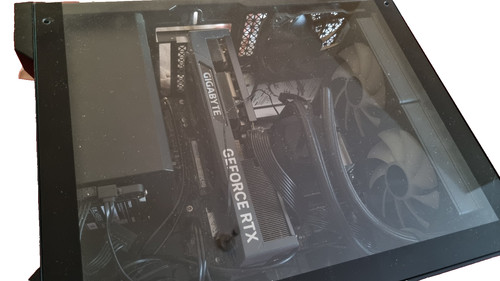 Gaming PC i9-12900k RTX 4070 16Gb DDR5 1Tb SSD + 256Gb nvme Win 11 pro installiert