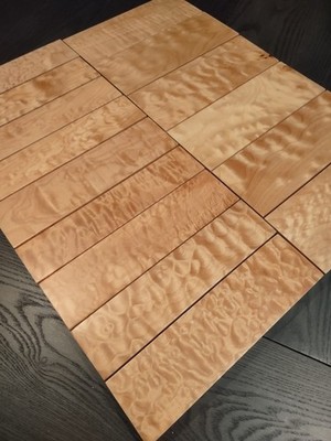 MF 1-9 Set of 15 Figured Maple Wood . Wavy texture.