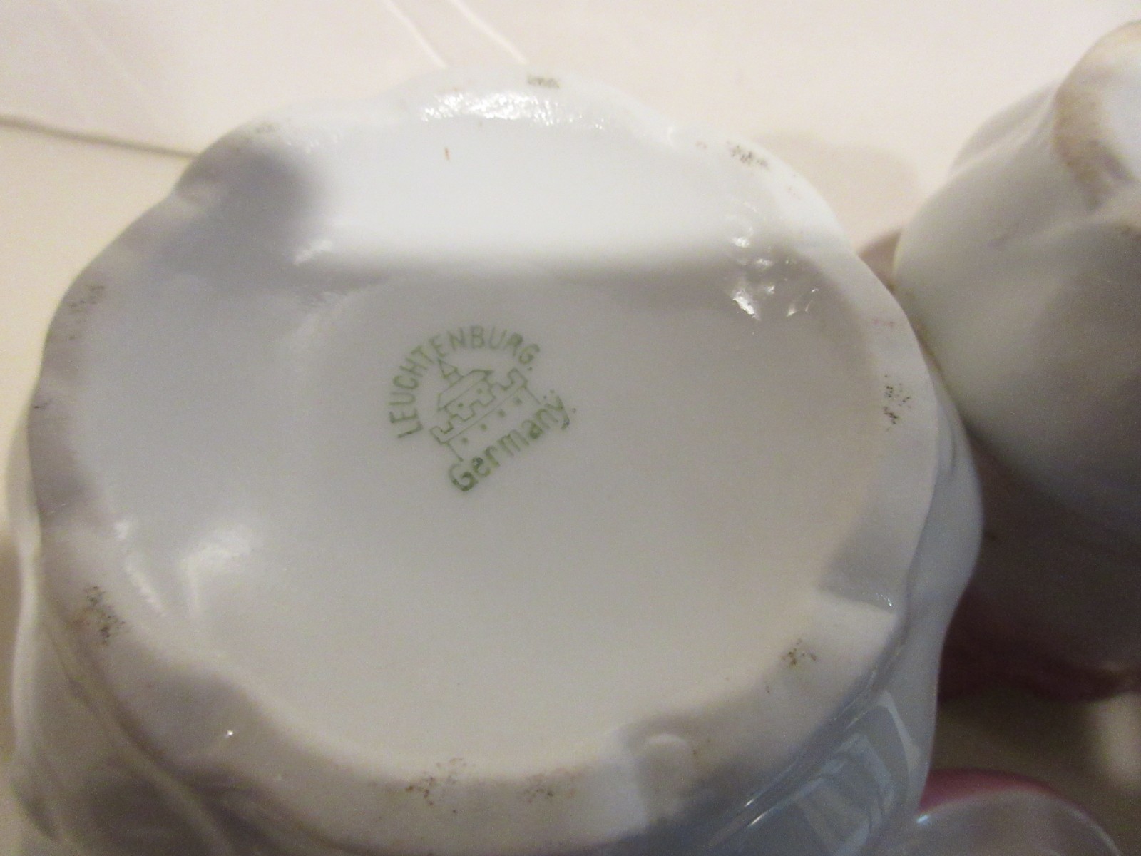 LEUCHTENBURG GERMANY" MERRY CHRISTMAS" PORCELAIN 15 PIECE CHILDS TEA SET