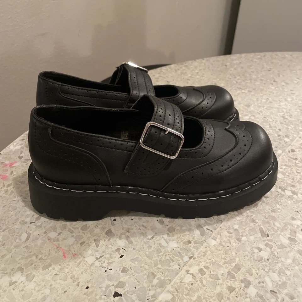 Anarchic T.U.K. Zapatos de cuero negros Mary Janes con correa de hebilla tacones gruesos talla 8 Foto 2 de 4