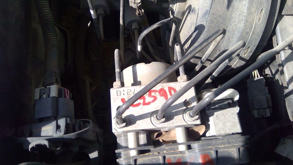 Chevrolet Colorado 2006-2008 bomba de frenos antibloqueo con módulo 2,9 L OEM 06 07 08 Foto 2 de 4