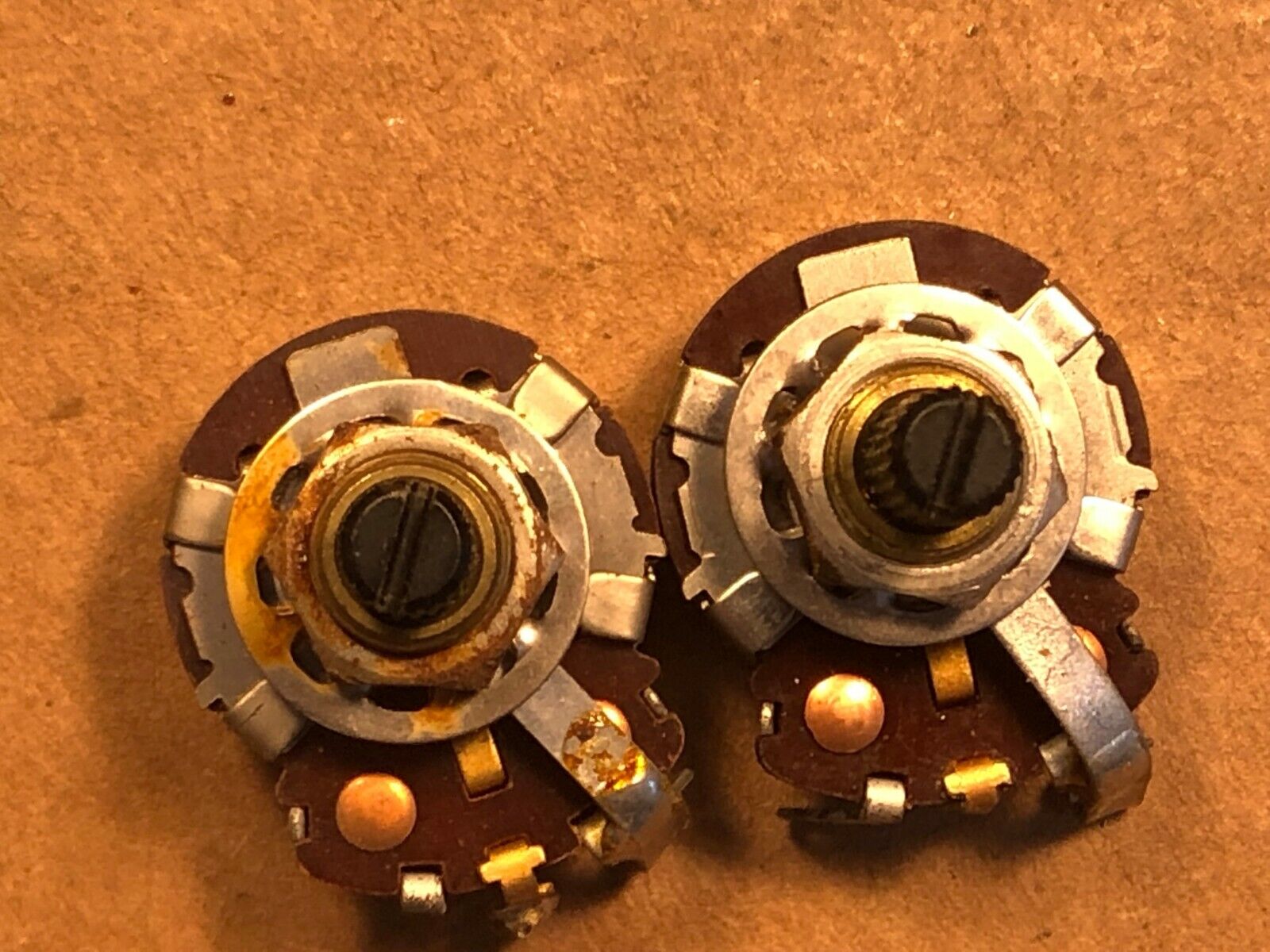 Pair Same day shipping of 1961 CTS 50k Potentiometers Rib Taper Guitar free shipping Pots Linear