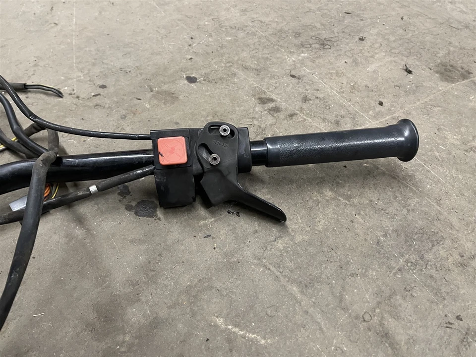 Acelerador de manillar SkiDoo Grand Touring 500 Formula MXZ 95 96 97 98 99-01 OEM Foto 3 de 4