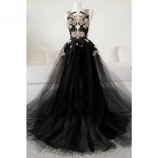 Gothic Black Tulle Applique V Neck Sleeveless Wedding Dress Custom Bridal Gowns