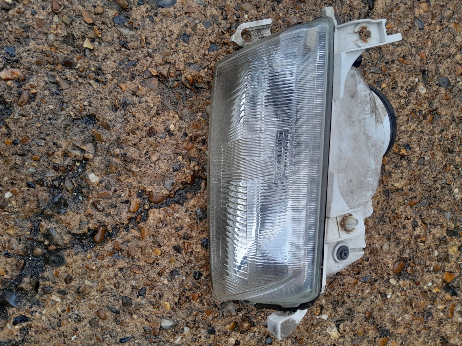 Vauxhall ASTRA F Mk3 NS Passenger Side Headlight 90383784 for sale 