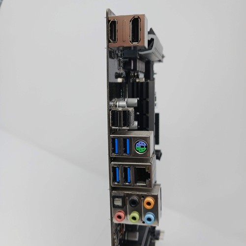 ASUS Z97-AR Intel LGA1150 DDR3 ATX Motherboard and I/O Shield - Tested Working - Picture 4 of 8