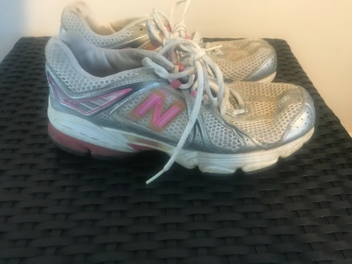 NEW BALANCE 845 TRAINERS USED MEN'S 