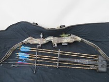 BEAR ARCHERY WHITETAIL LEGEND BOW & ARROWS (133285-1)EO LOC. AAA-5