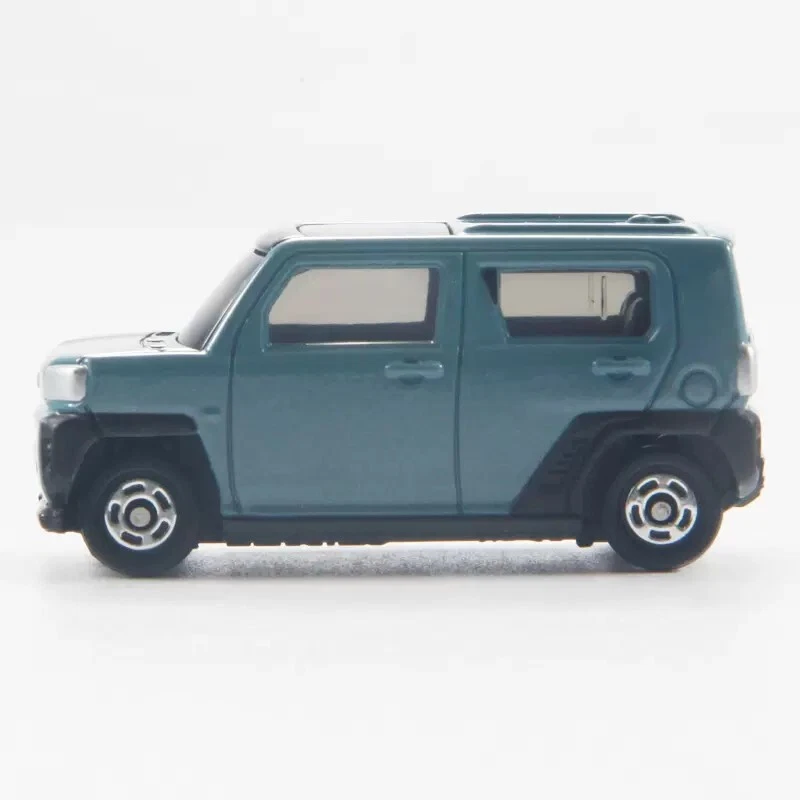 Takara Tomy Tomica 47 Daihatsu TAFT 1:58 Metal Diecast Model Toy Car New in Box - Image 4 of 4