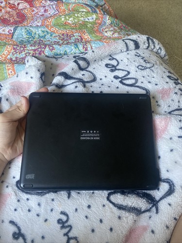 iPad Air, Space Gray, 32GB, Wifi, Great Condition Comes With Keyboard Case Inclu - Picture 6 of 6