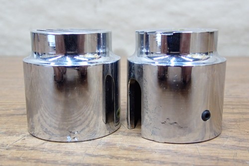 HARLEY DAVIDSON SOFTAIL RICK DOSS CHROME SLOTTED WHEEL AXLE COVERS - Picture 4 of 7