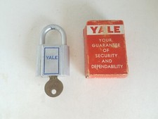 Vintage YALE Rustless Metal Padlock Lock WORKING WITH KEY Made in USA With Box
