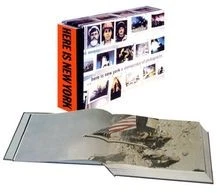 Here is New-York a Democracy of Photographs  von Ge... | Buch | Zustand sehr gut - Bild 1 von 2